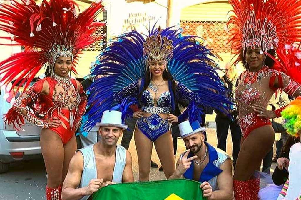 Ballerine Brasiliane Per Feste Di Compleanno